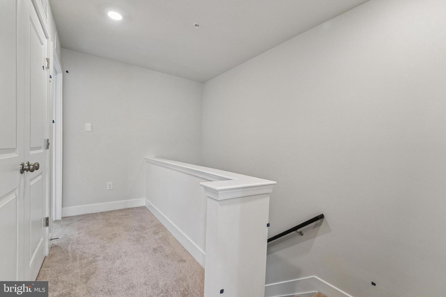 5240 Woodyard Rd Property Photo 15