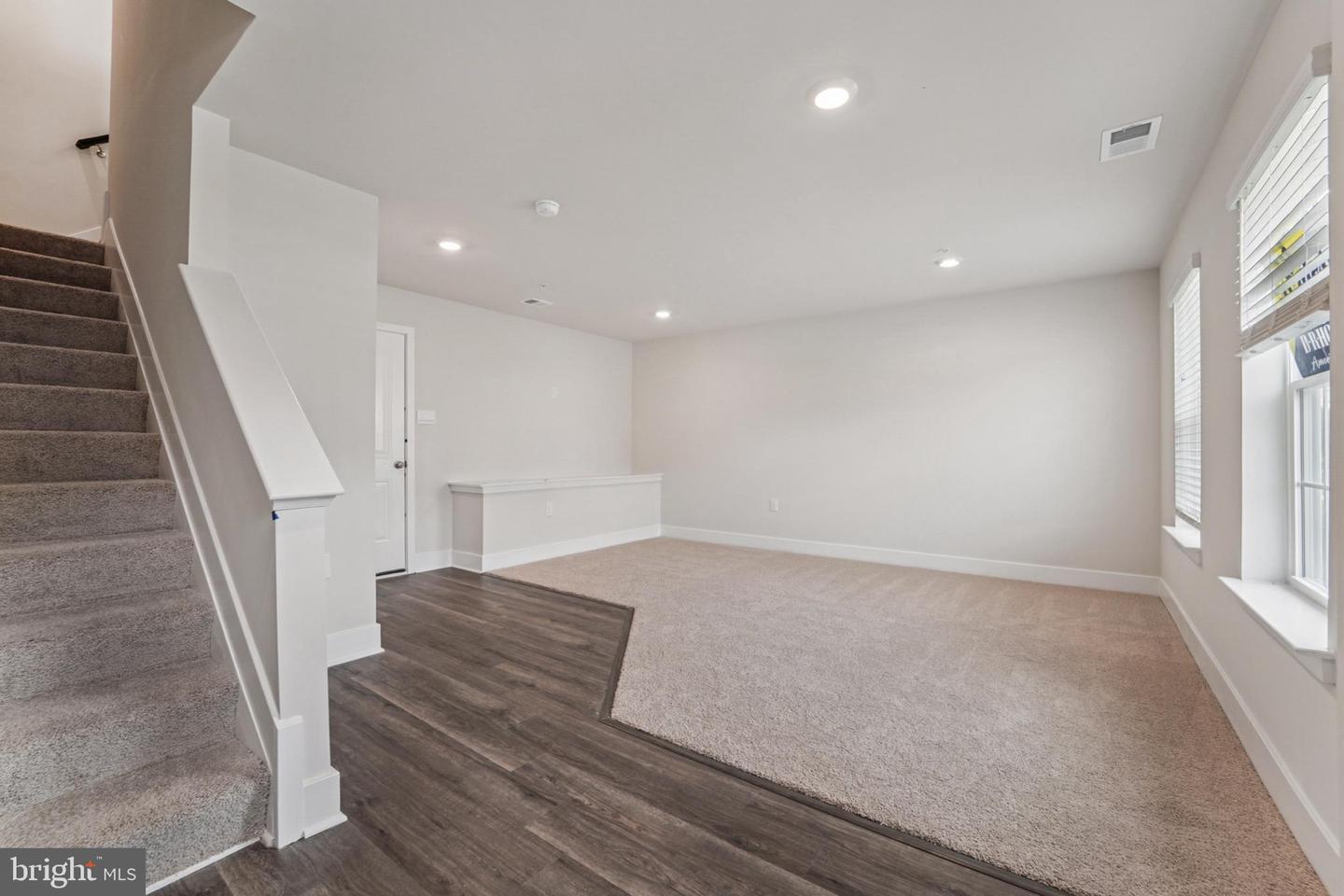 5230 Woodyard Rd Property Photo 2