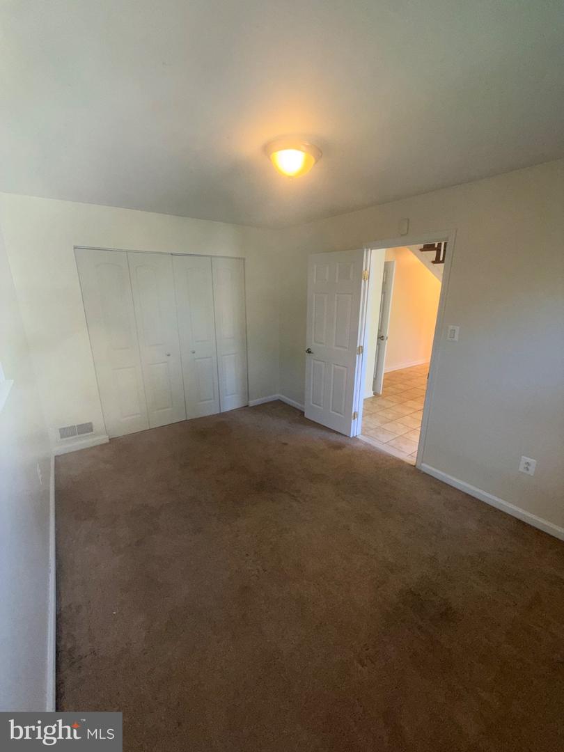 4104 St Clair Pl Property Photo 12