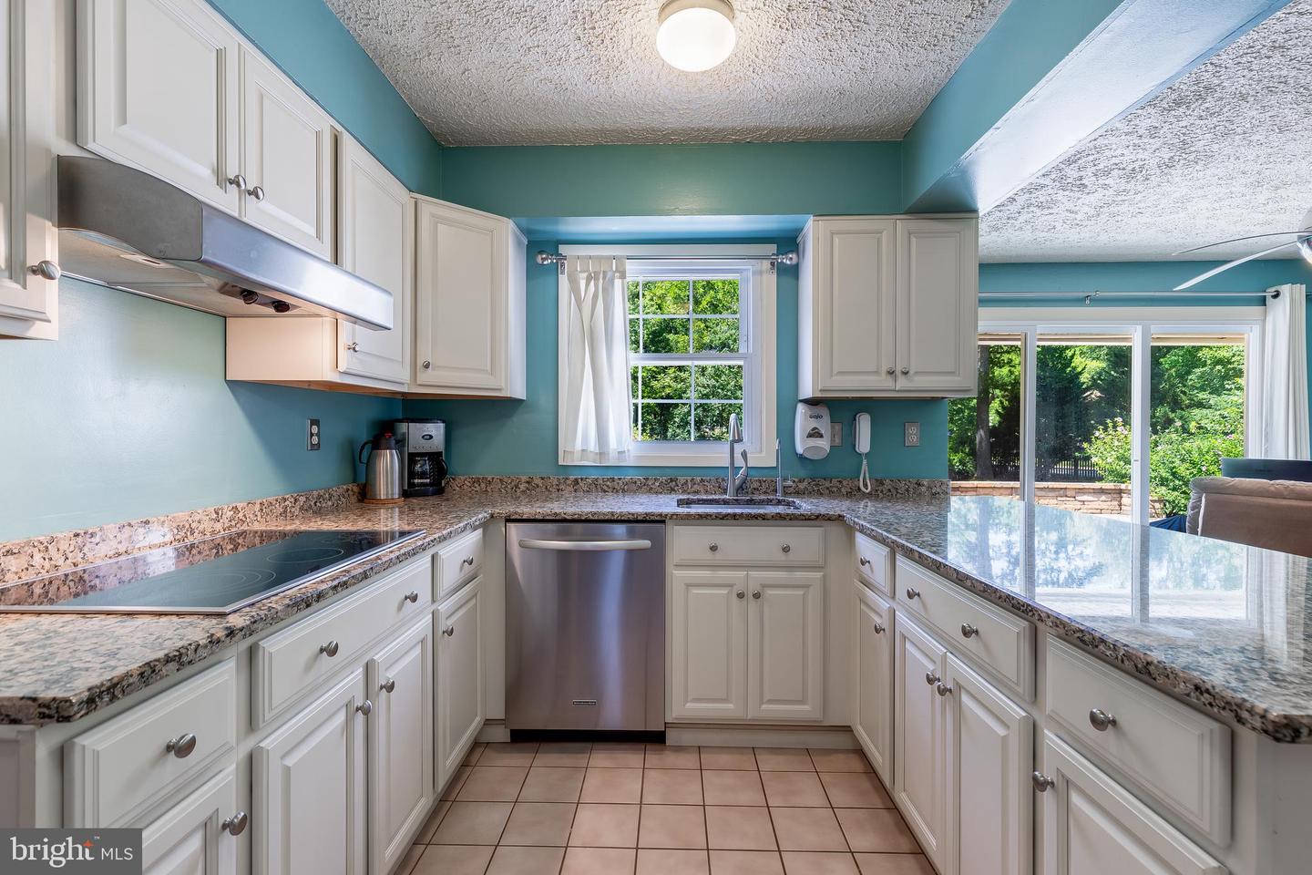 8701 Oxwell Ln Property Photo 13
