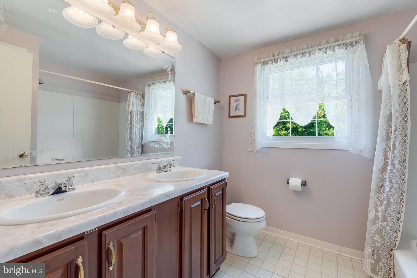8701 Oxwell Ln Property Photo 30