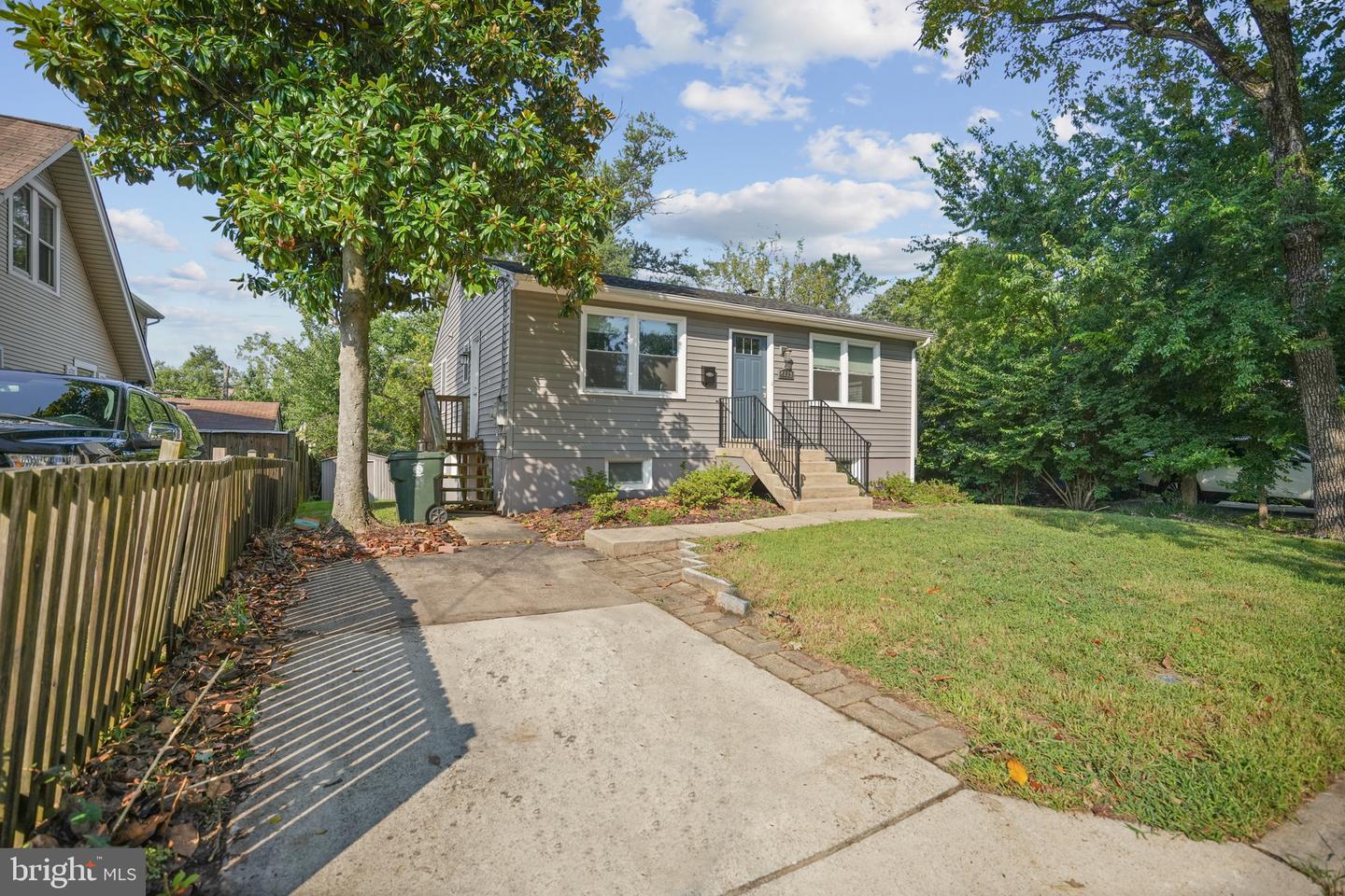 4819 Osage St Property Photo 2