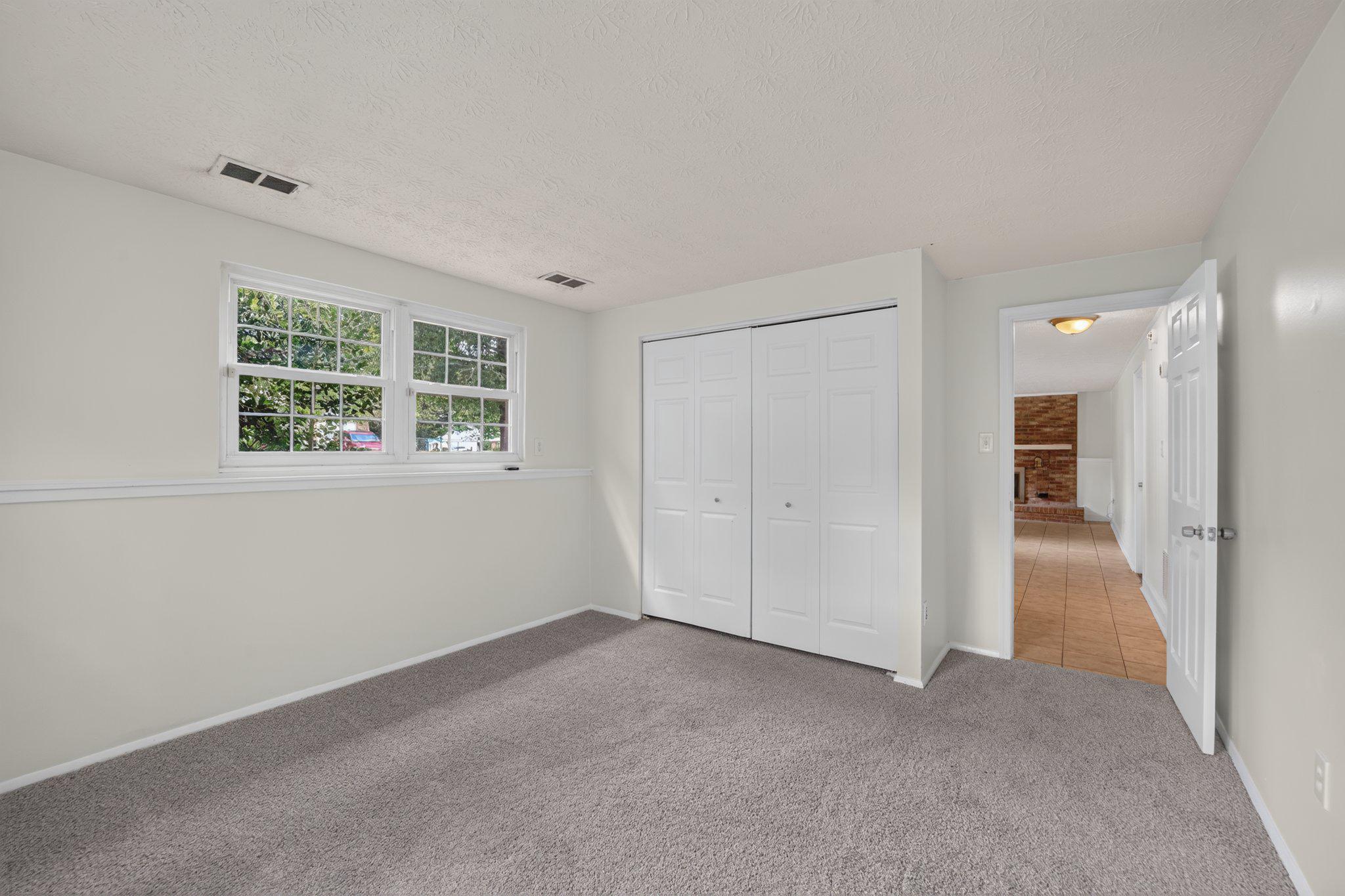 6810 Killarney St Property Photo 29
