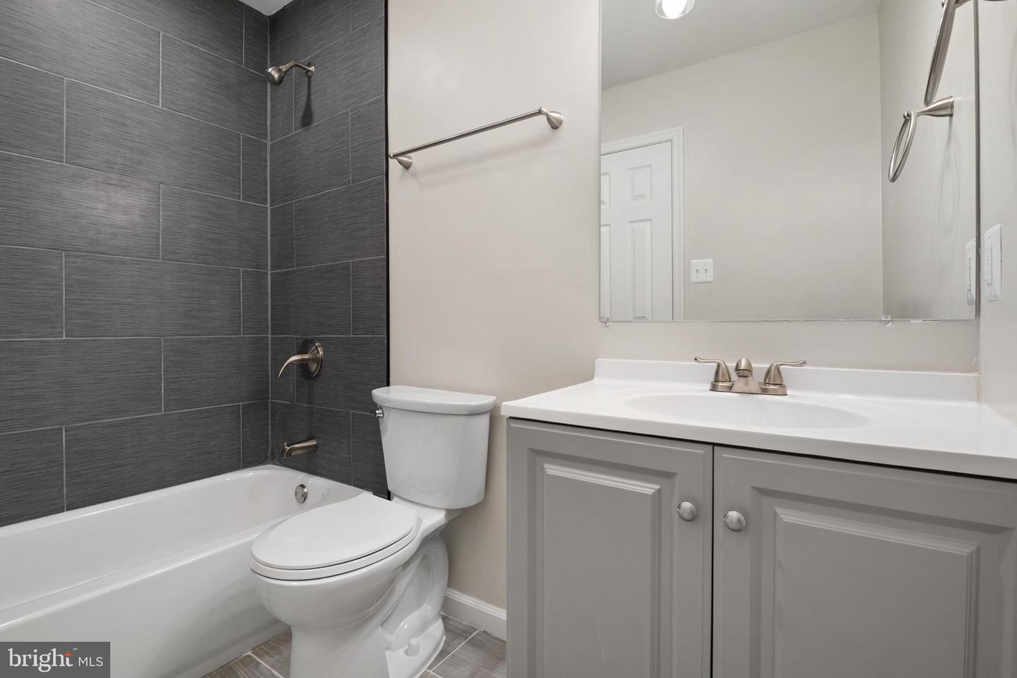4615 Red Hawk Ter Property Photo 23