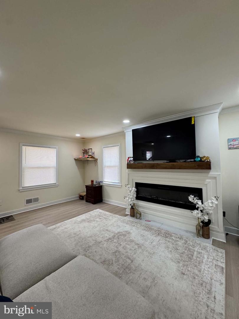 333 Brockton Rd Property Photo 2