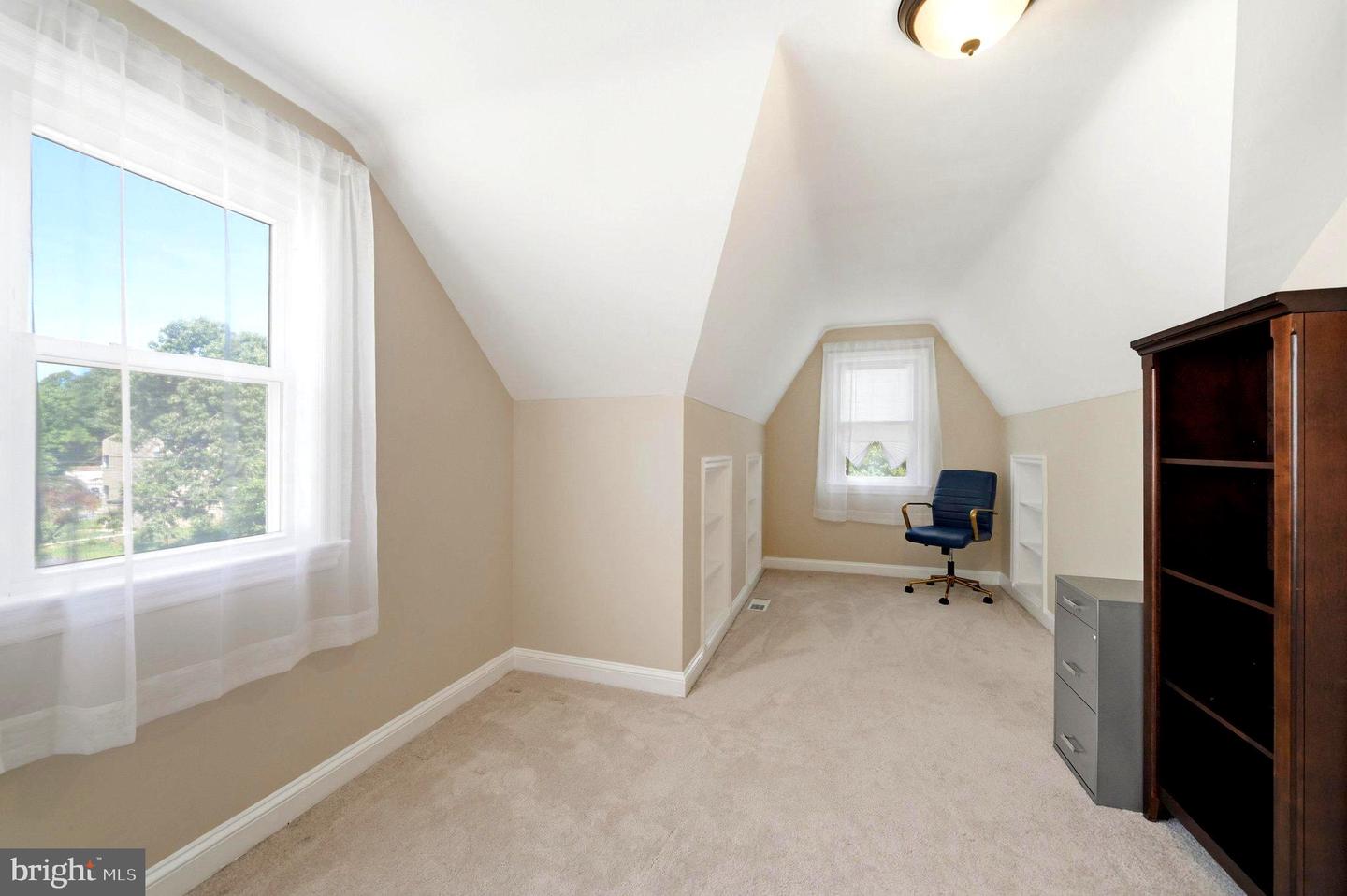 4615 Howe Ave Property Photo 18