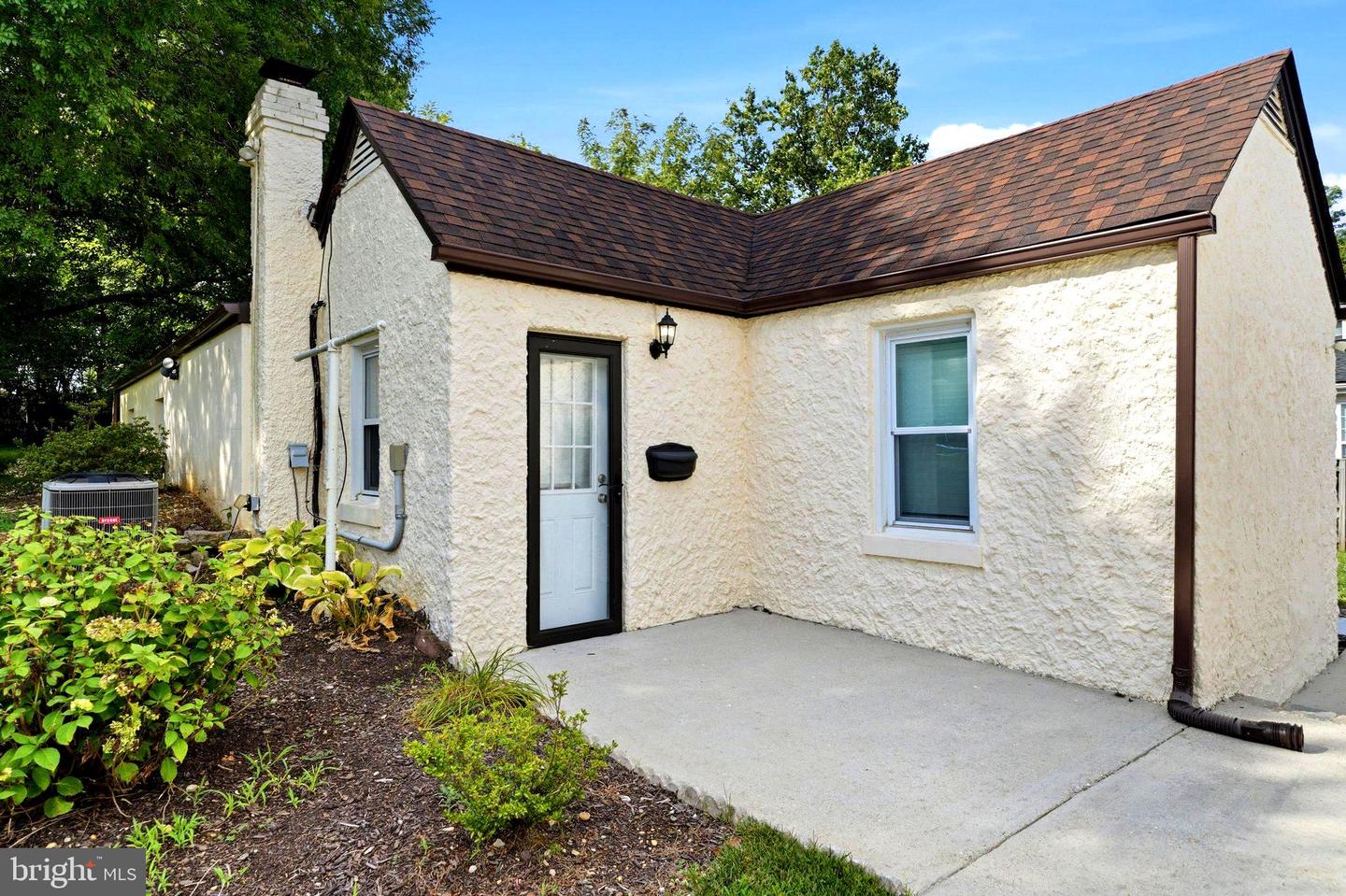 4615 Howe Ave Property Photo 42