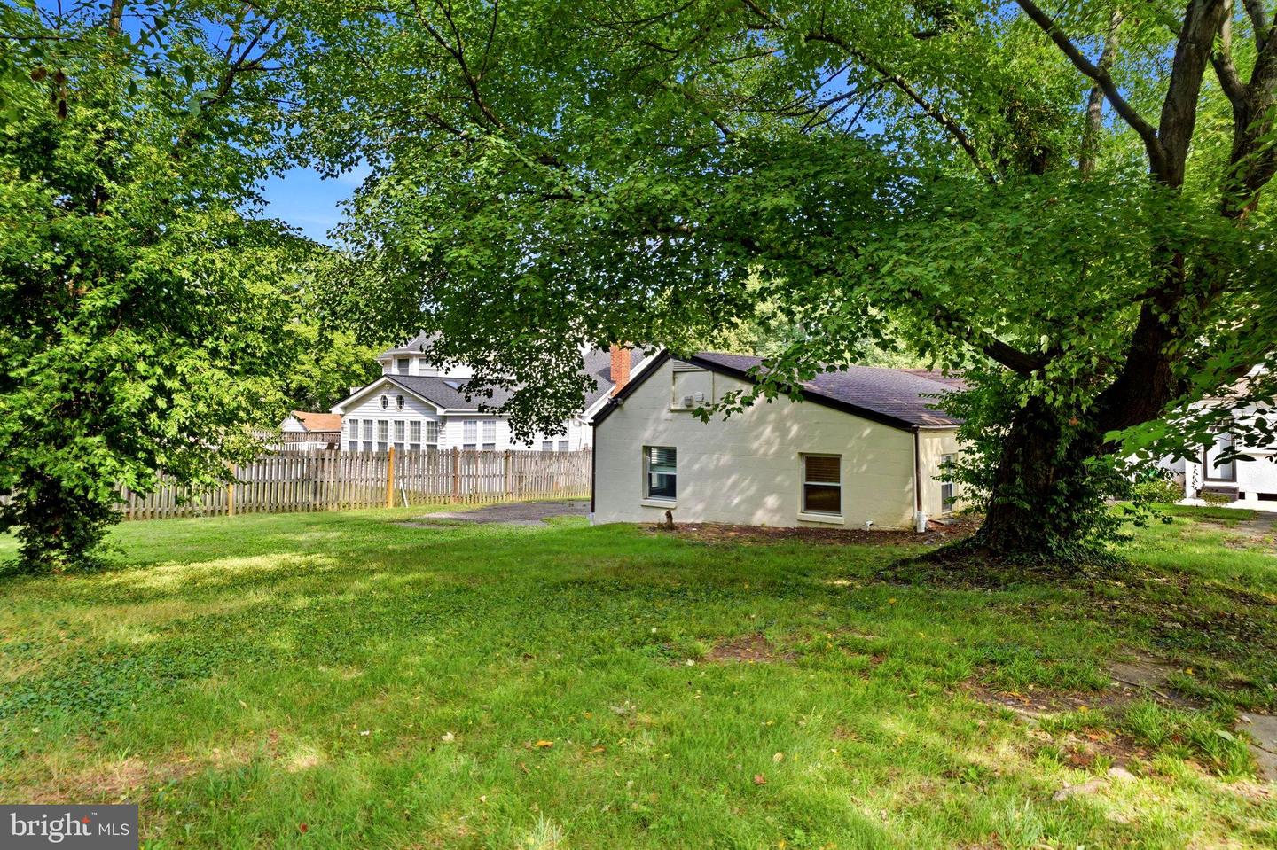 4615 Howe Ave Property Photo 46