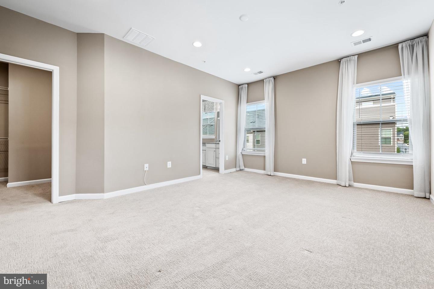 7610 Hubble Dr Property Photo 30