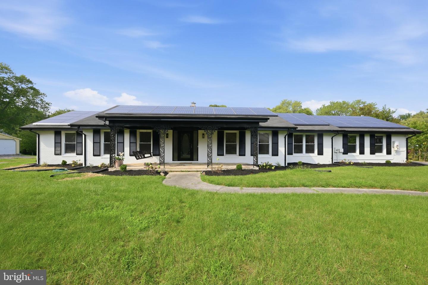 9944 Rosaryville Rd Property Photo 4