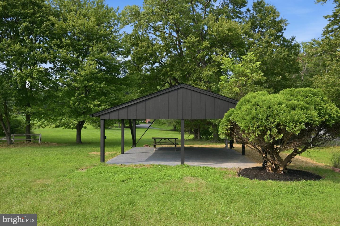 9944 Rosaryville Rd Property Photo 33