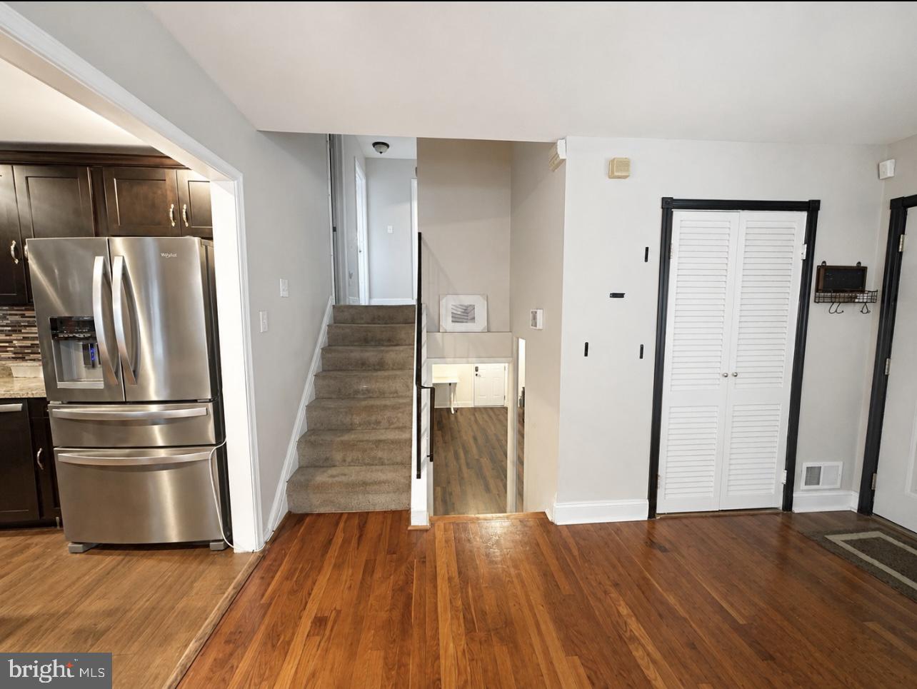 7409 Kipling Pkwy Property Photo 11
