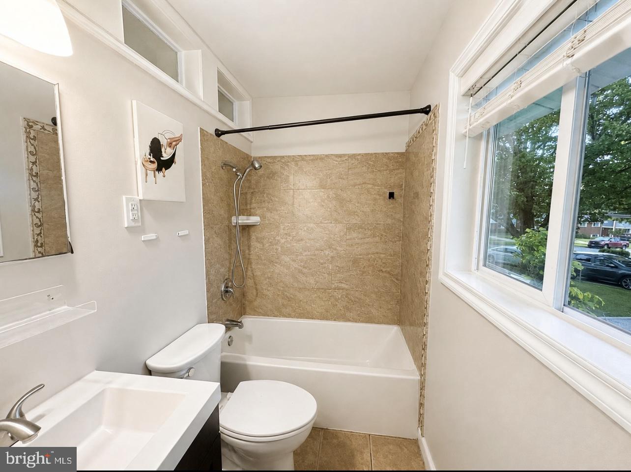 7409 Kipling Pkwy Property Photo 14