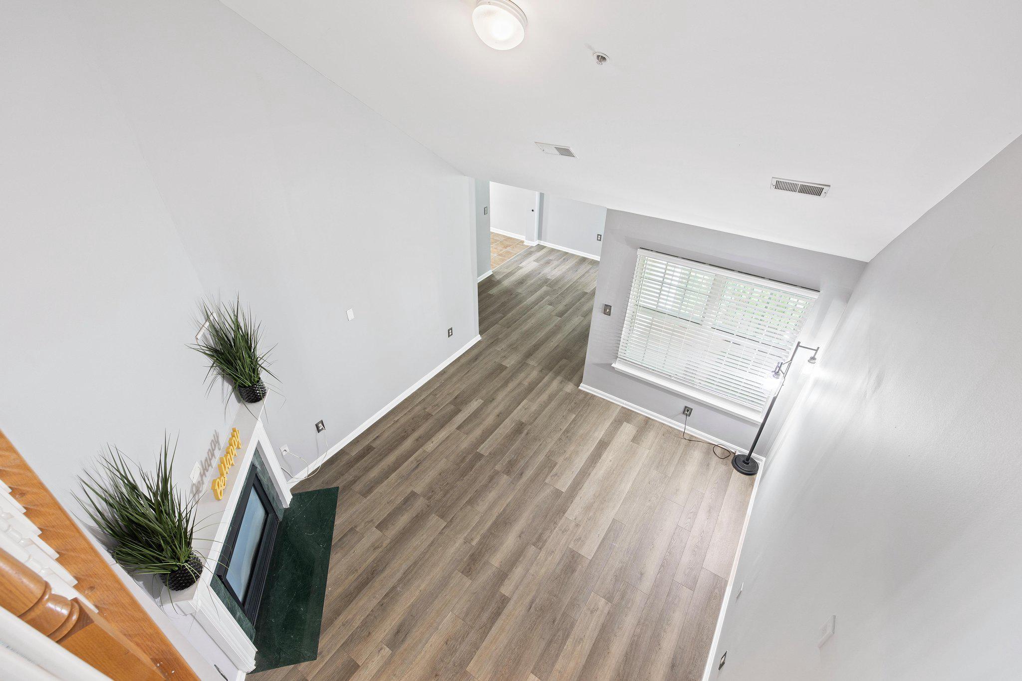 15605 Everglade Ln #a303 Property Photo 4