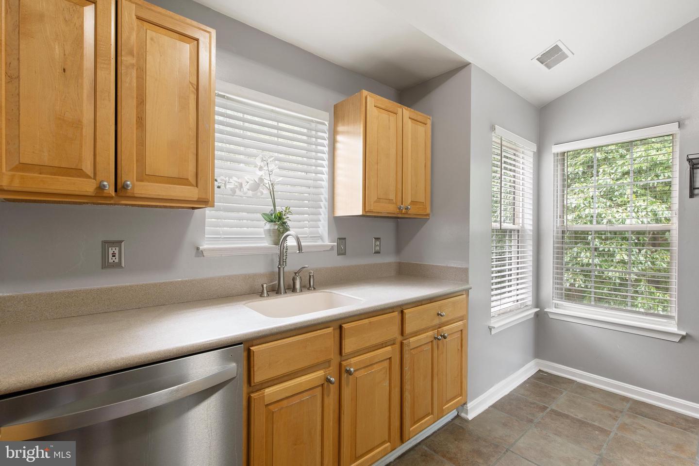 15605 Everglade Ln #a303 Property Photo 13