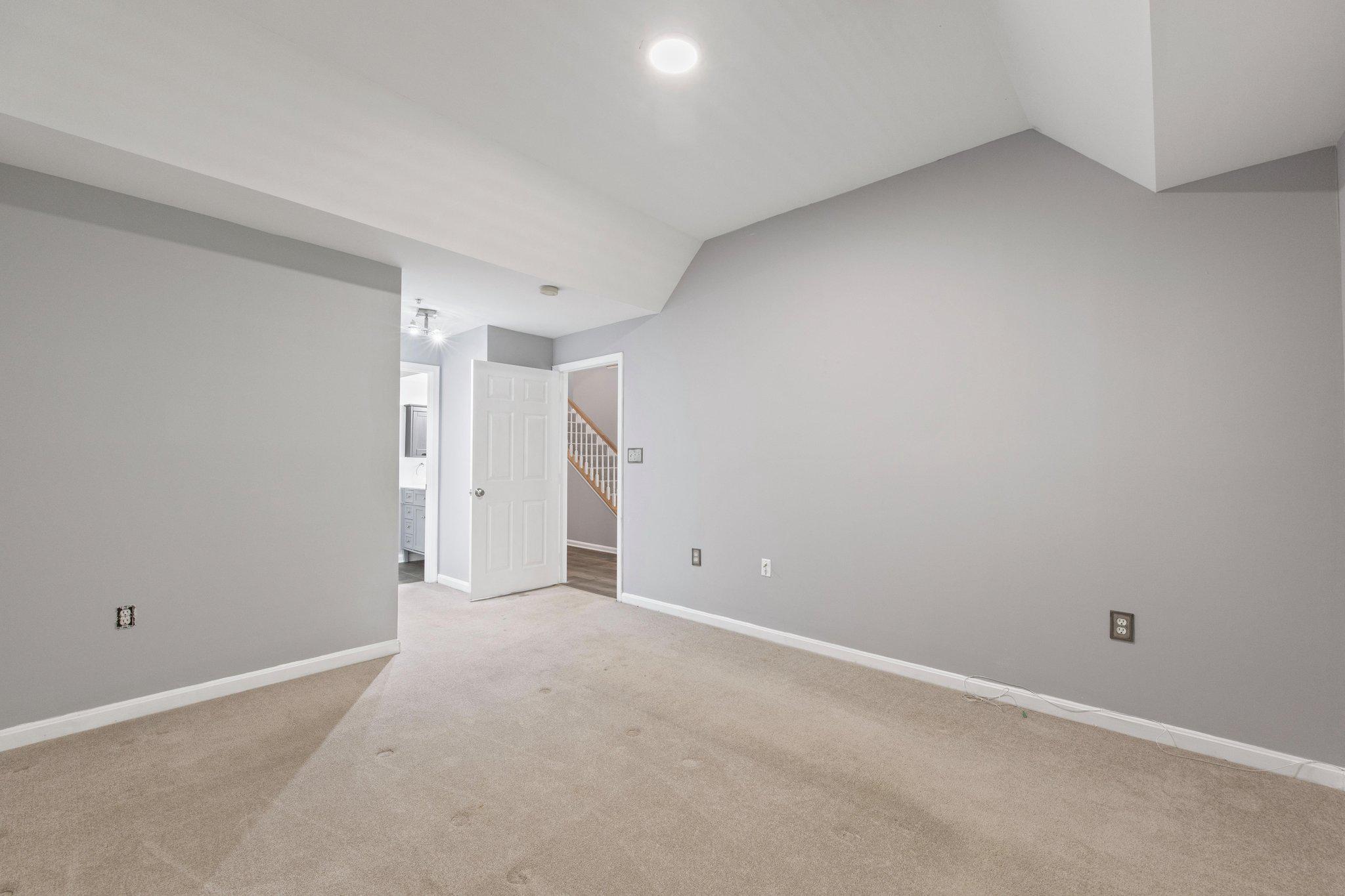 15605 Everglade Ln #a303 Property Photo 15