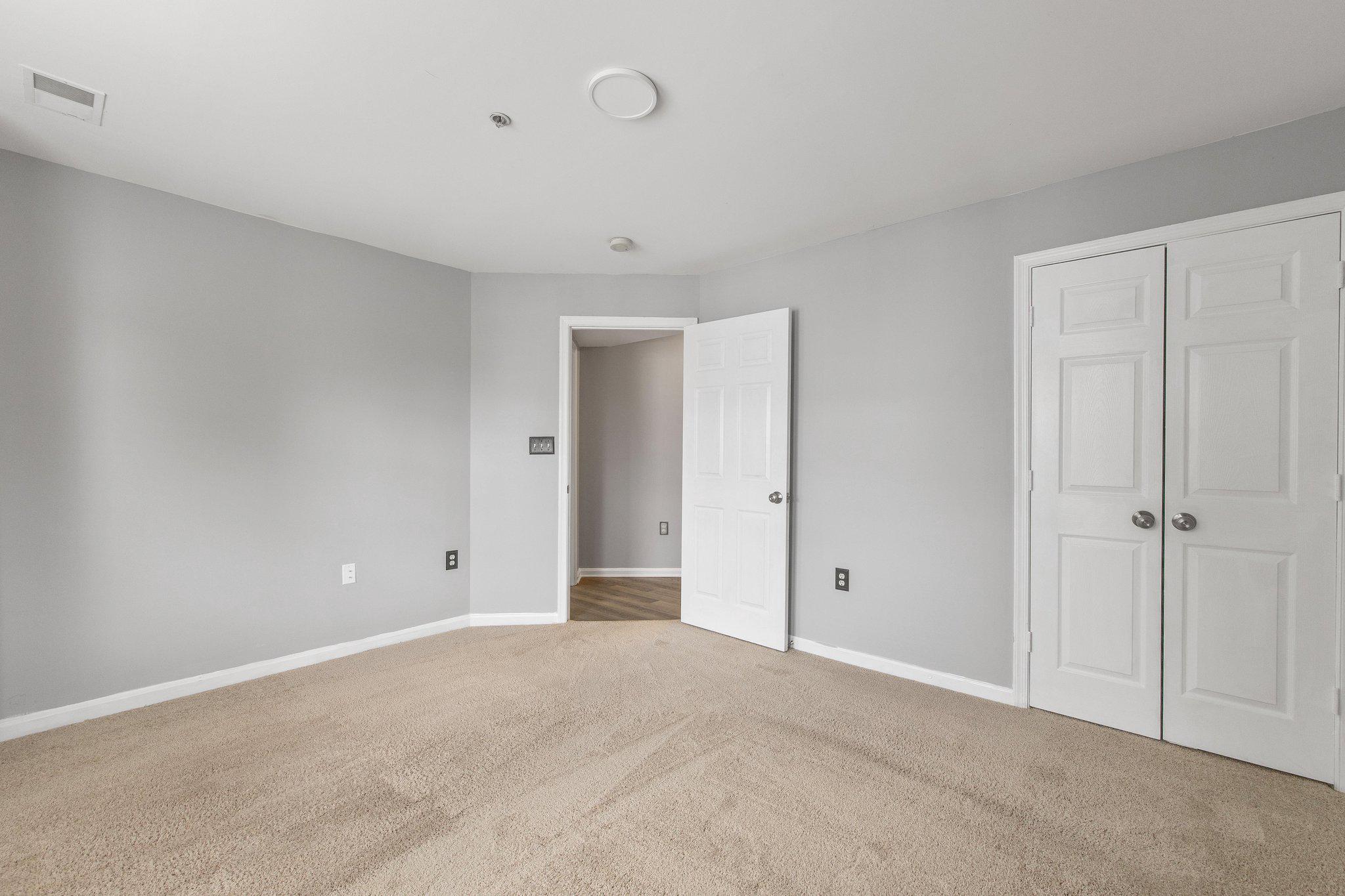 15605 Everglade Ln #a303 Property Photo 21