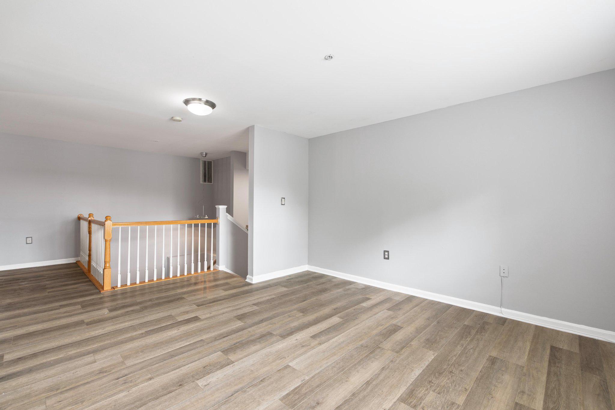 15605 Everglade Ln #a303 Property Photo 27