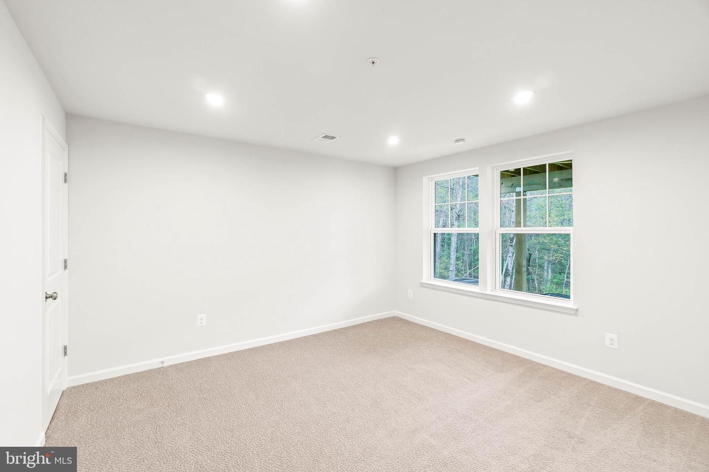 12530 Copper Leaf Ave Property Photo 17