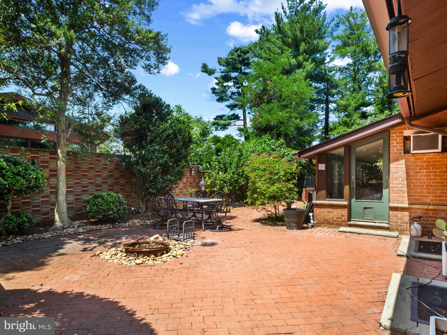 1811 Clayton Dr Property Photo 56