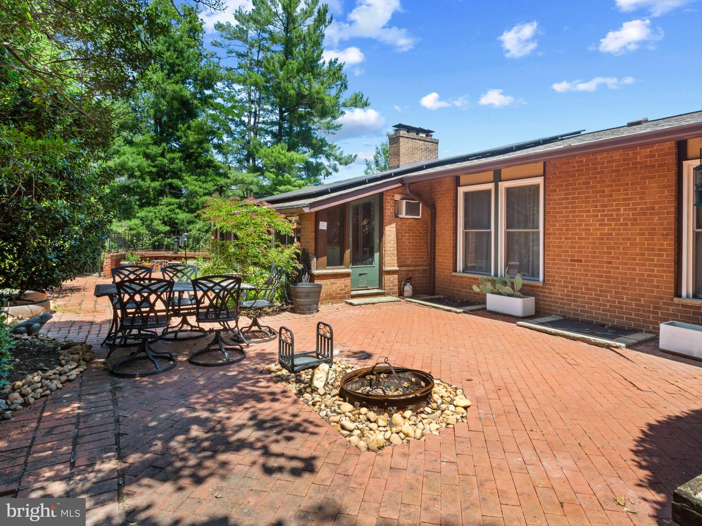 1811 Clayton Dr Property Photo 57