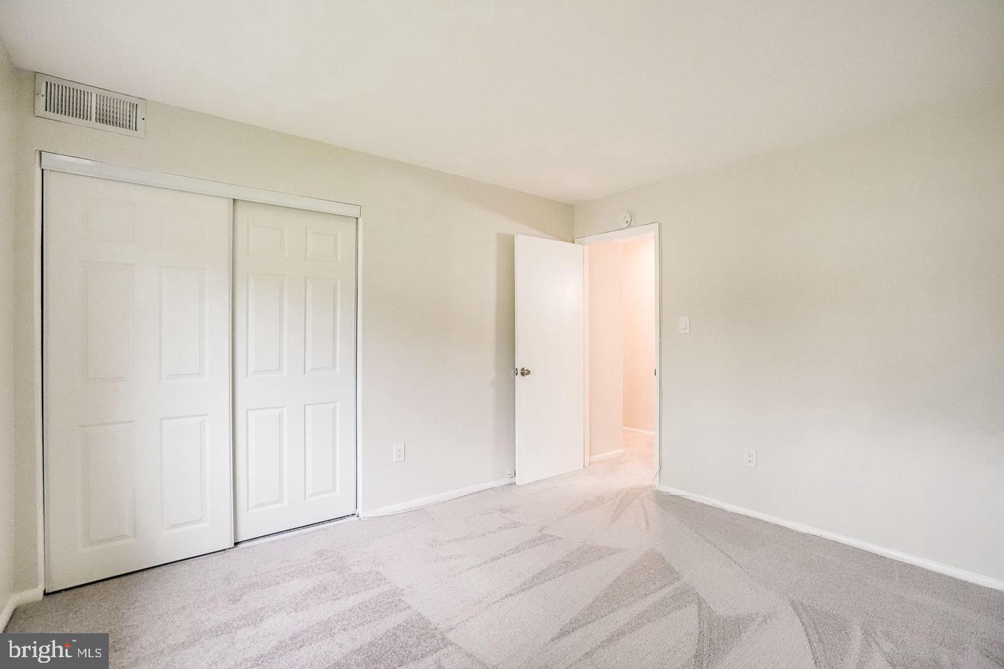 5414 85th Ave #101 Property Photo 19