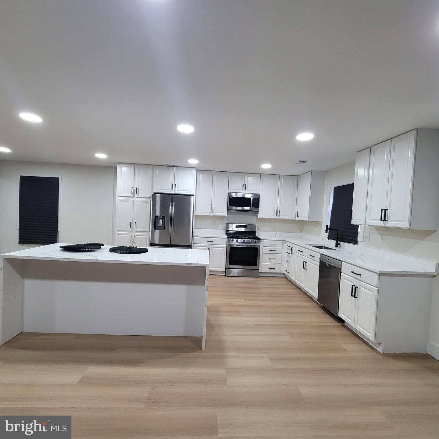 7011 Old Chapel Dr Property Photo 1
