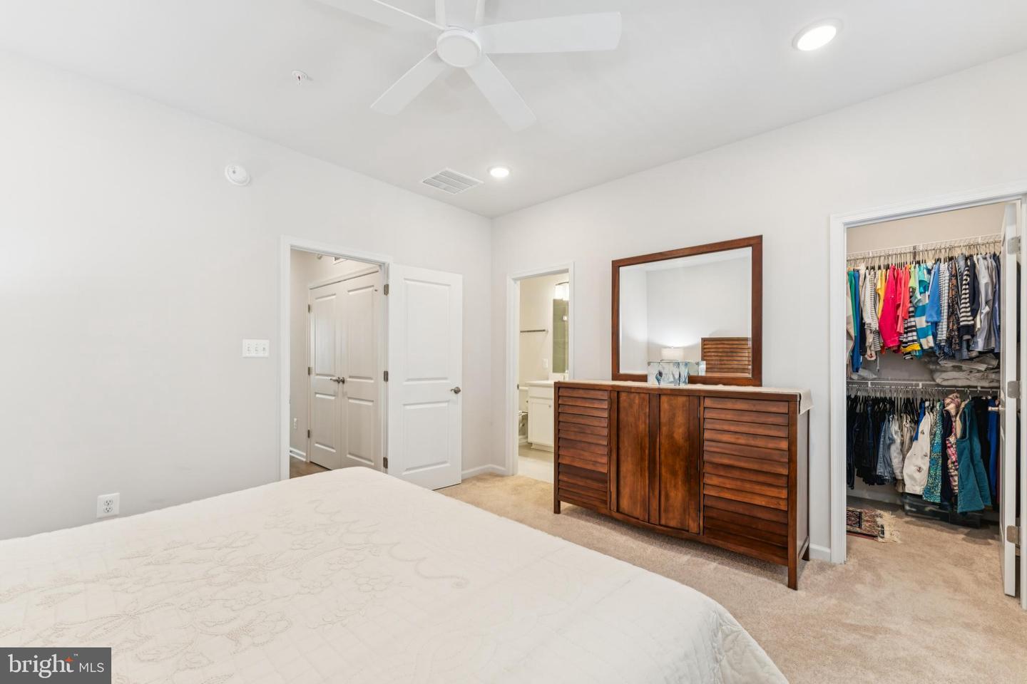 6025 Soho Way Property Photo 15