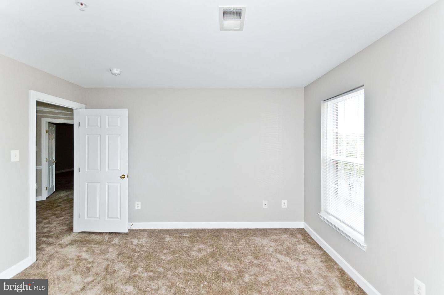 8006 Kingsmill Rd Property Photo 25