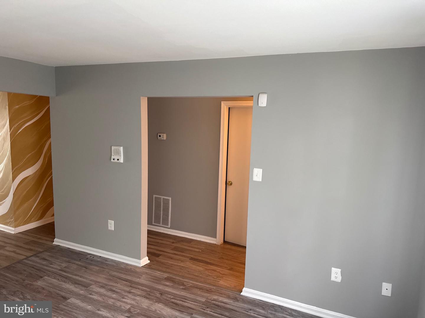 7737 Merrick Ln Property Photo 11