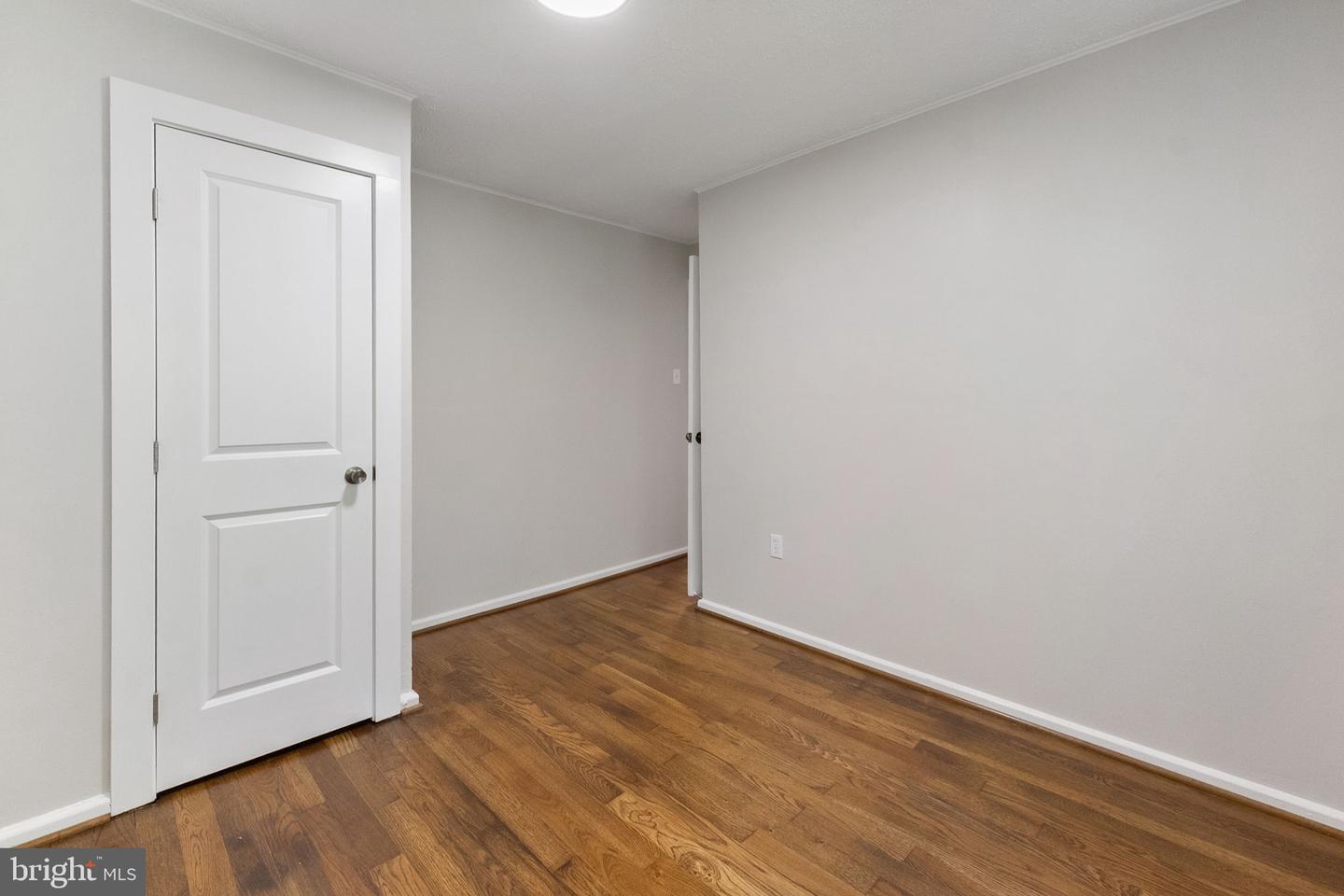 20 Hillside Rd #l Property Photo 14