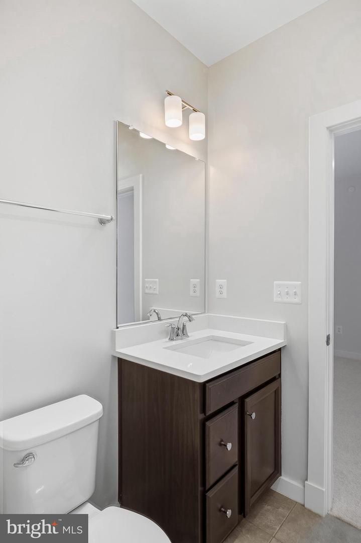 5124 Curie Dr Property Photo 13