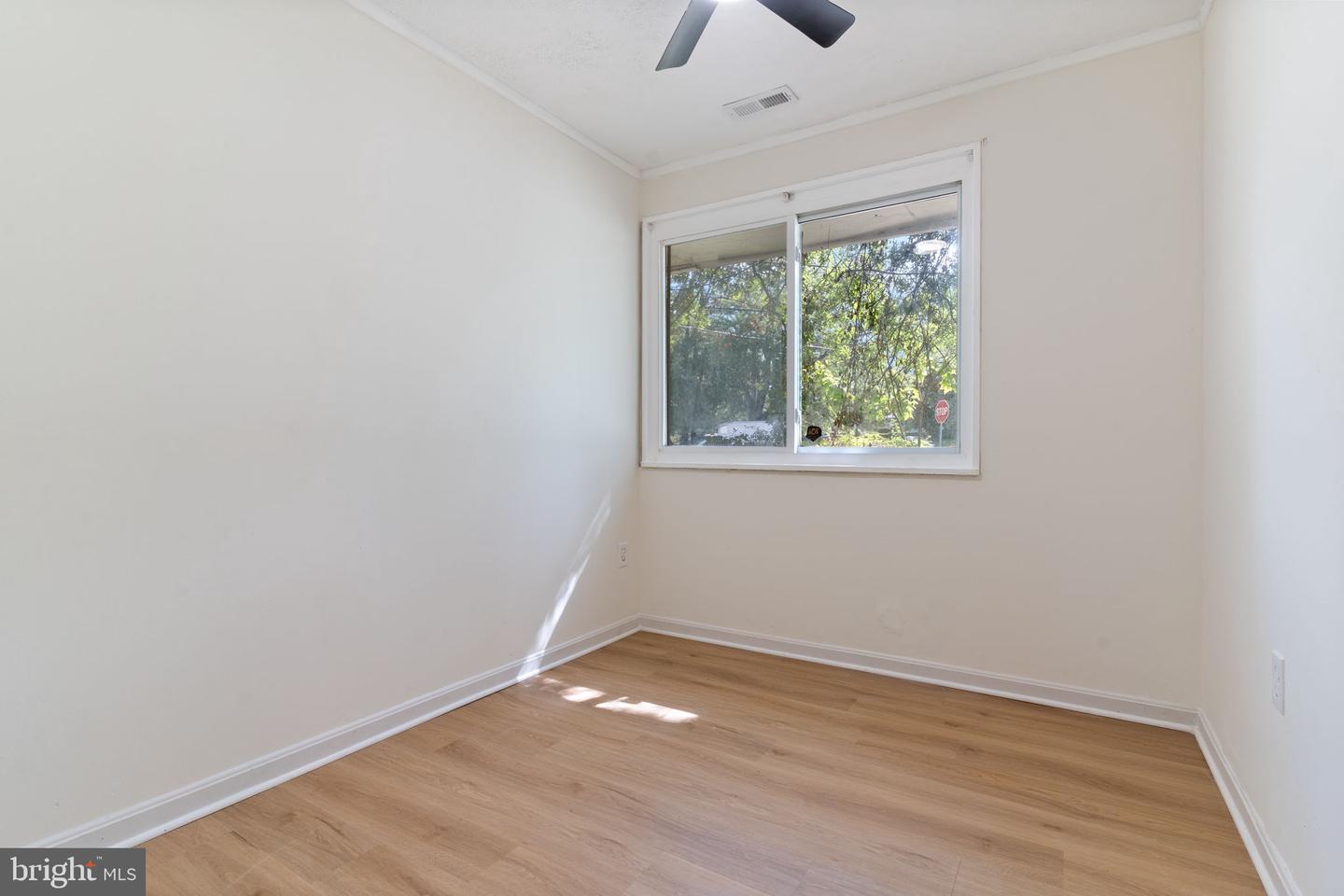 8012 Allendale Dr Property Photo 19