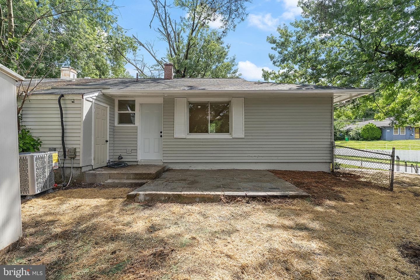 8012 Allendale Dr Property Photo 23