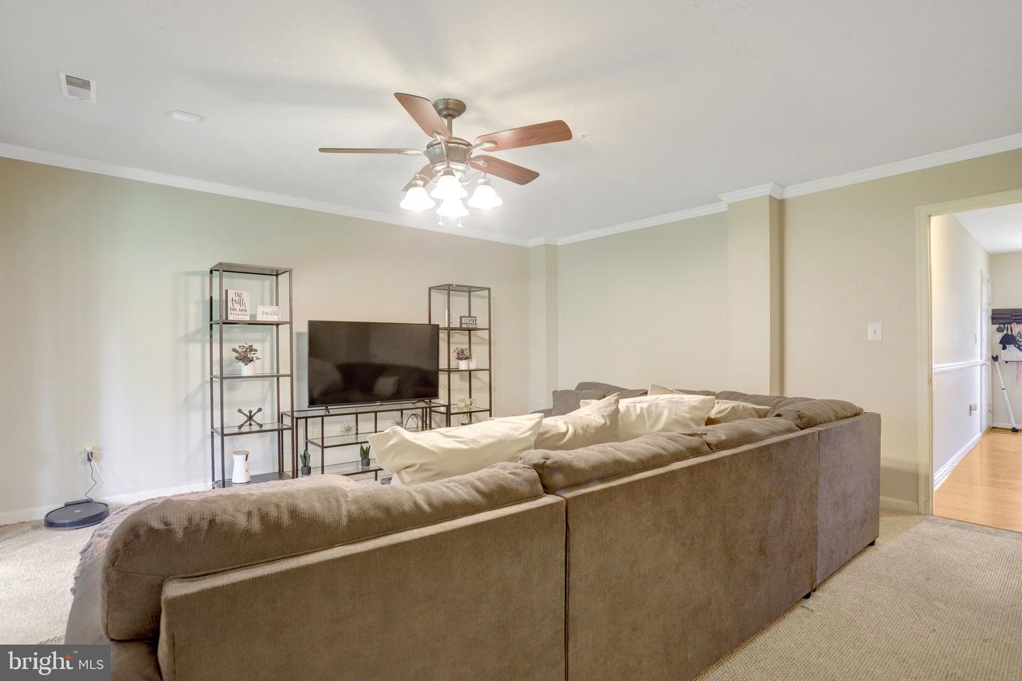 8819 Hardesty Dr Property Photo 25