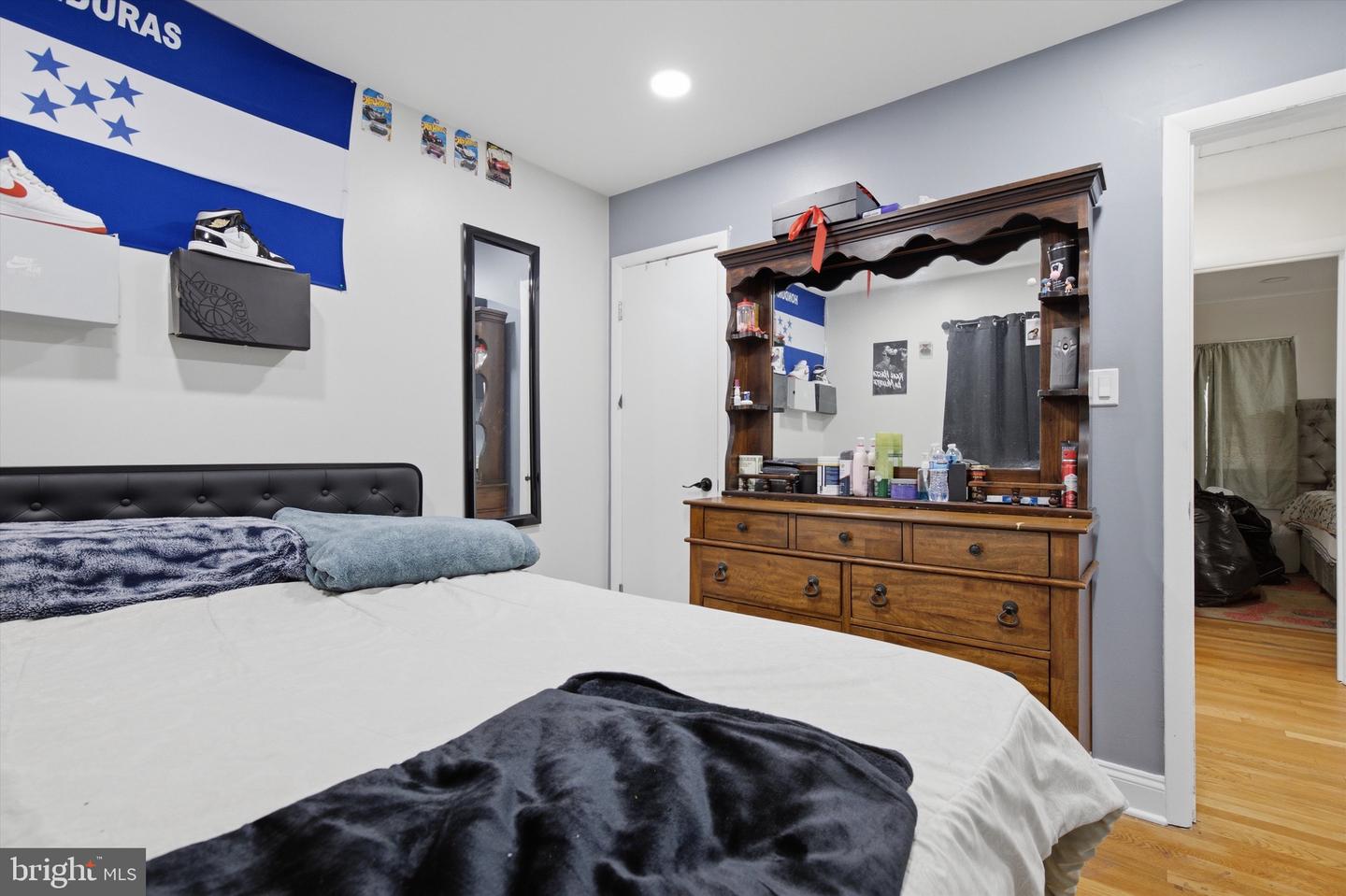 8802 Sterling Property Photo 11