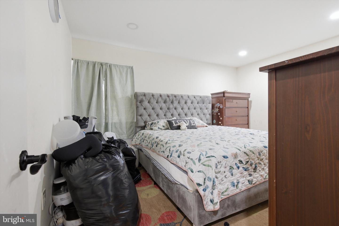 8802 Sterling Property Photo 16