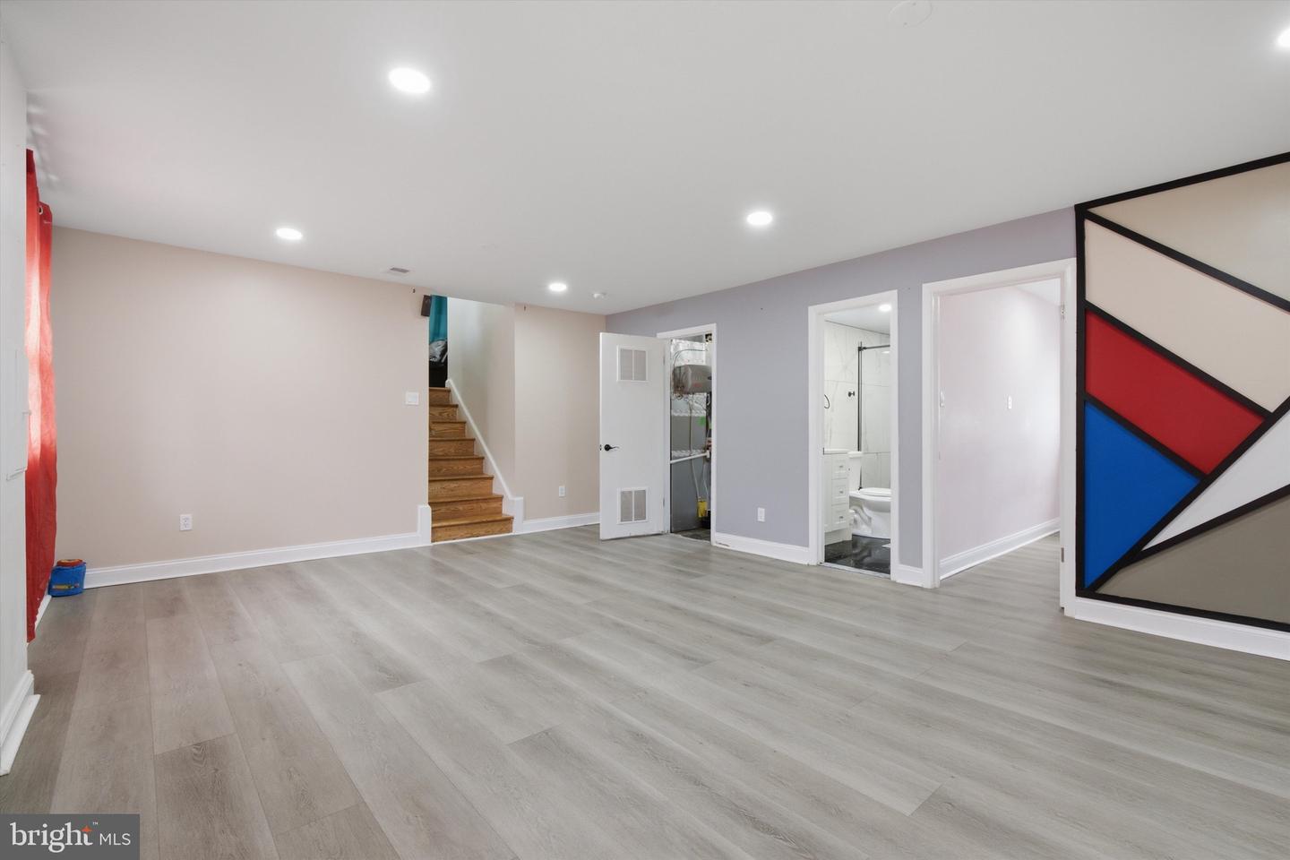 8802 Sterling Property Photo 17