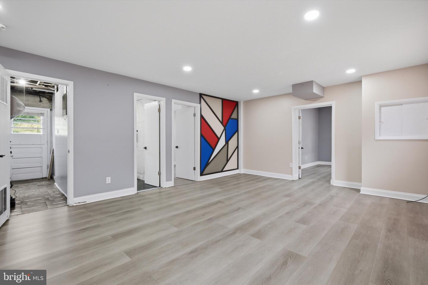 8802 Sterling Property Photo 18