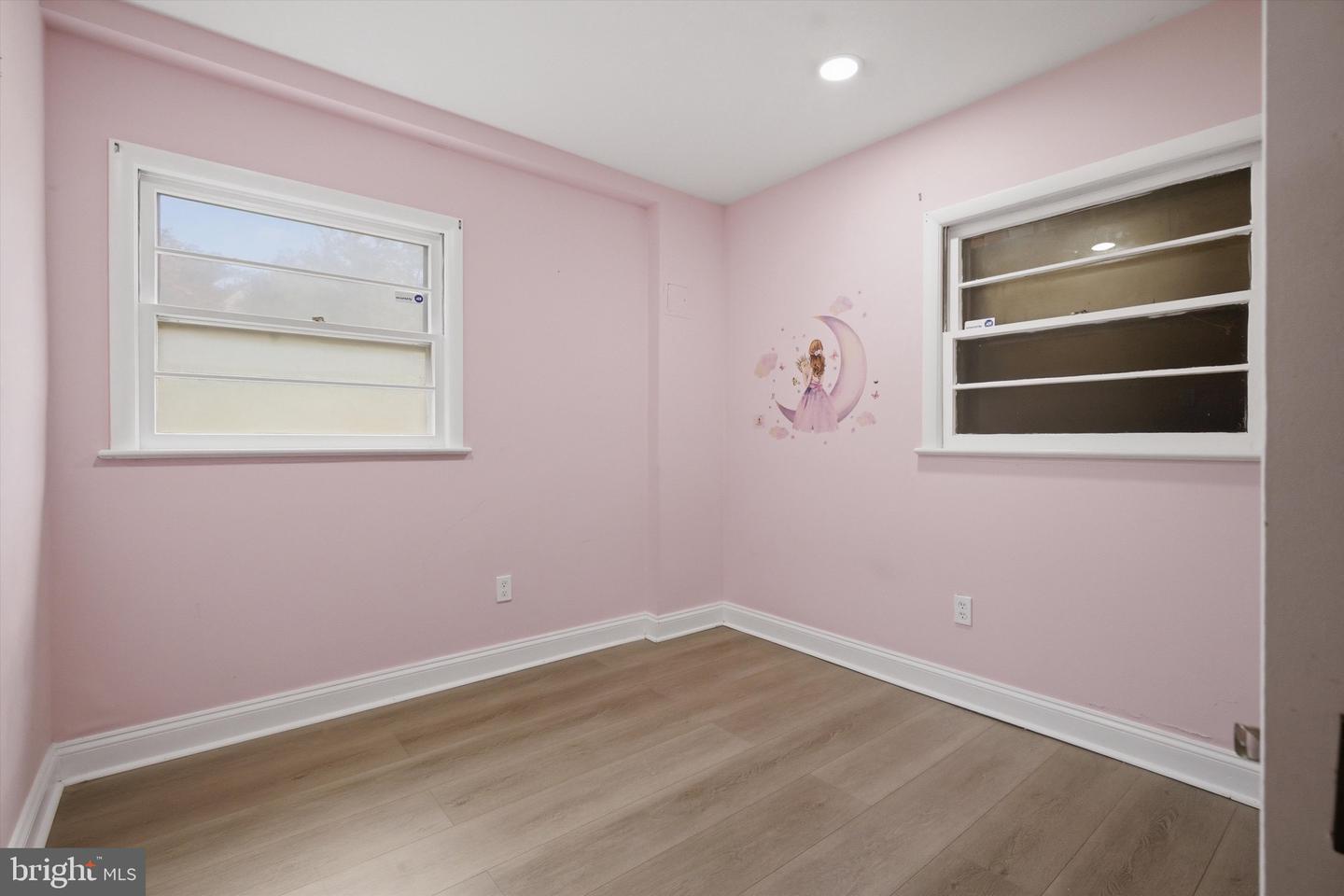 8802 Sterling Property Photo 22