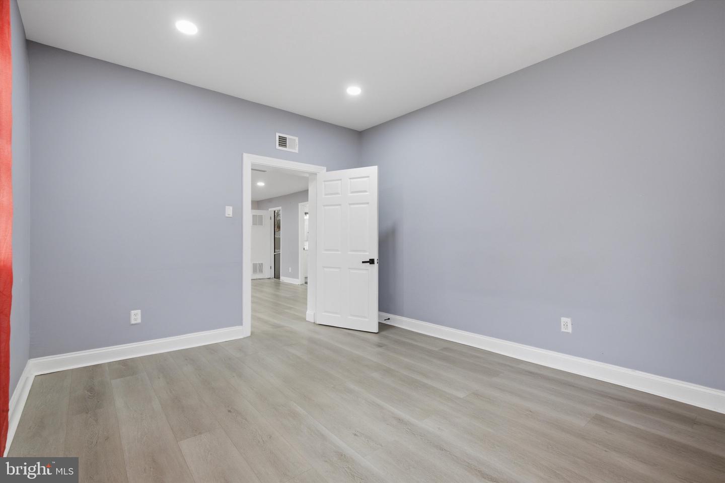 8802 Sterling Property Photo 23