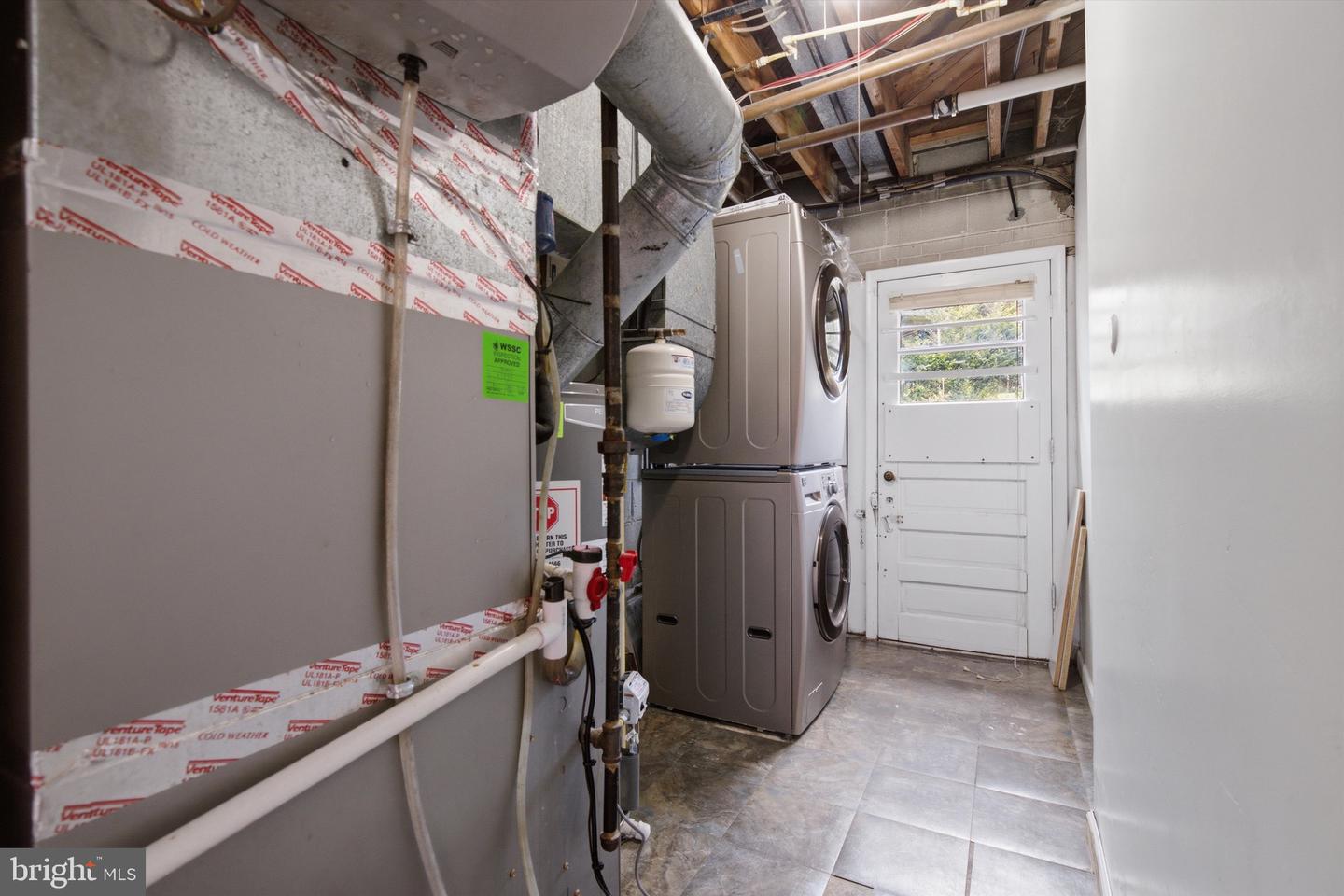 8802 Sterling Property Photo 25