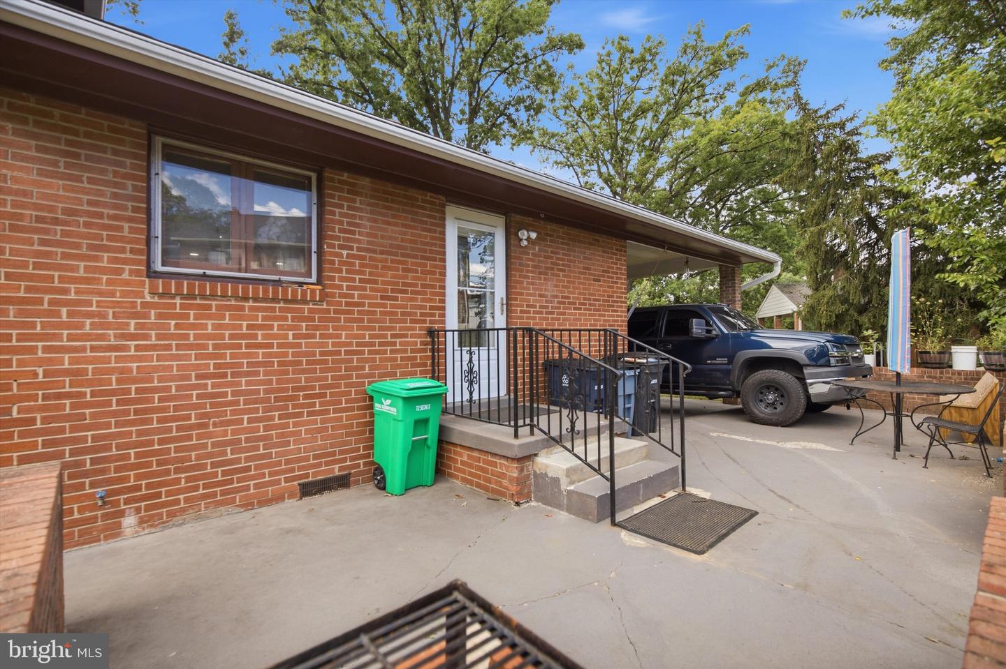 8802 Sterling Property Photo 26