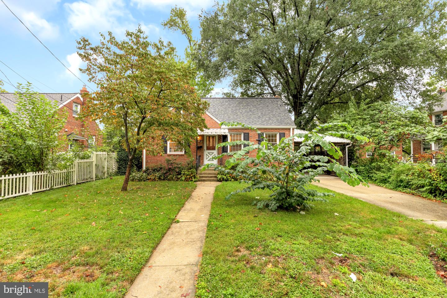 9101 48TH PL Property Photo 1