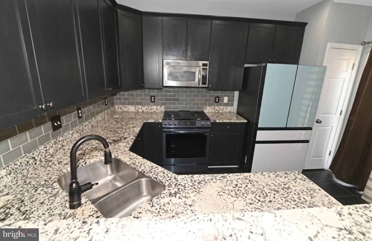 12310 Open View Ln #1006 Property Photo 3