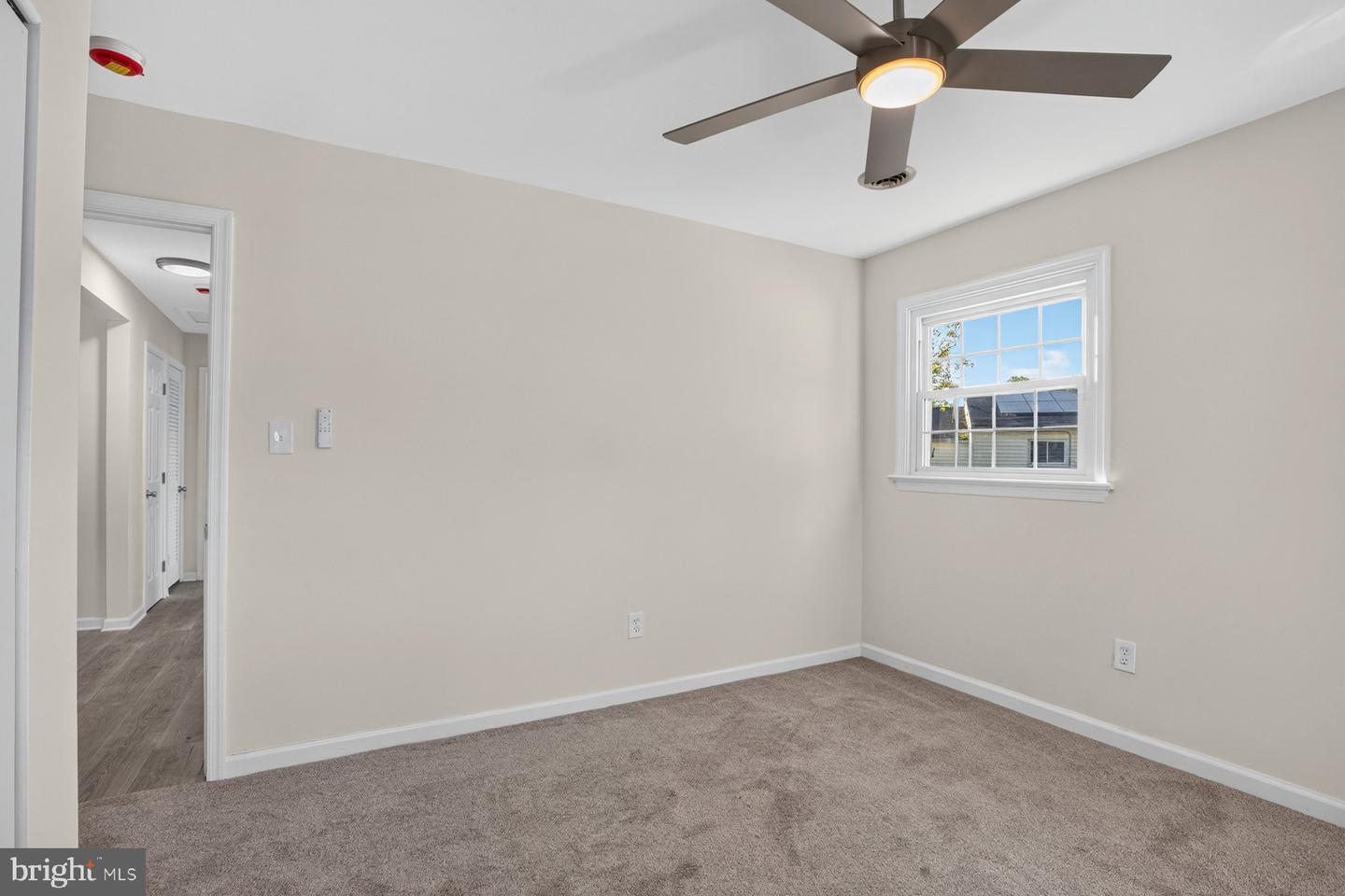 6204 Auth Rd Property Photo 19