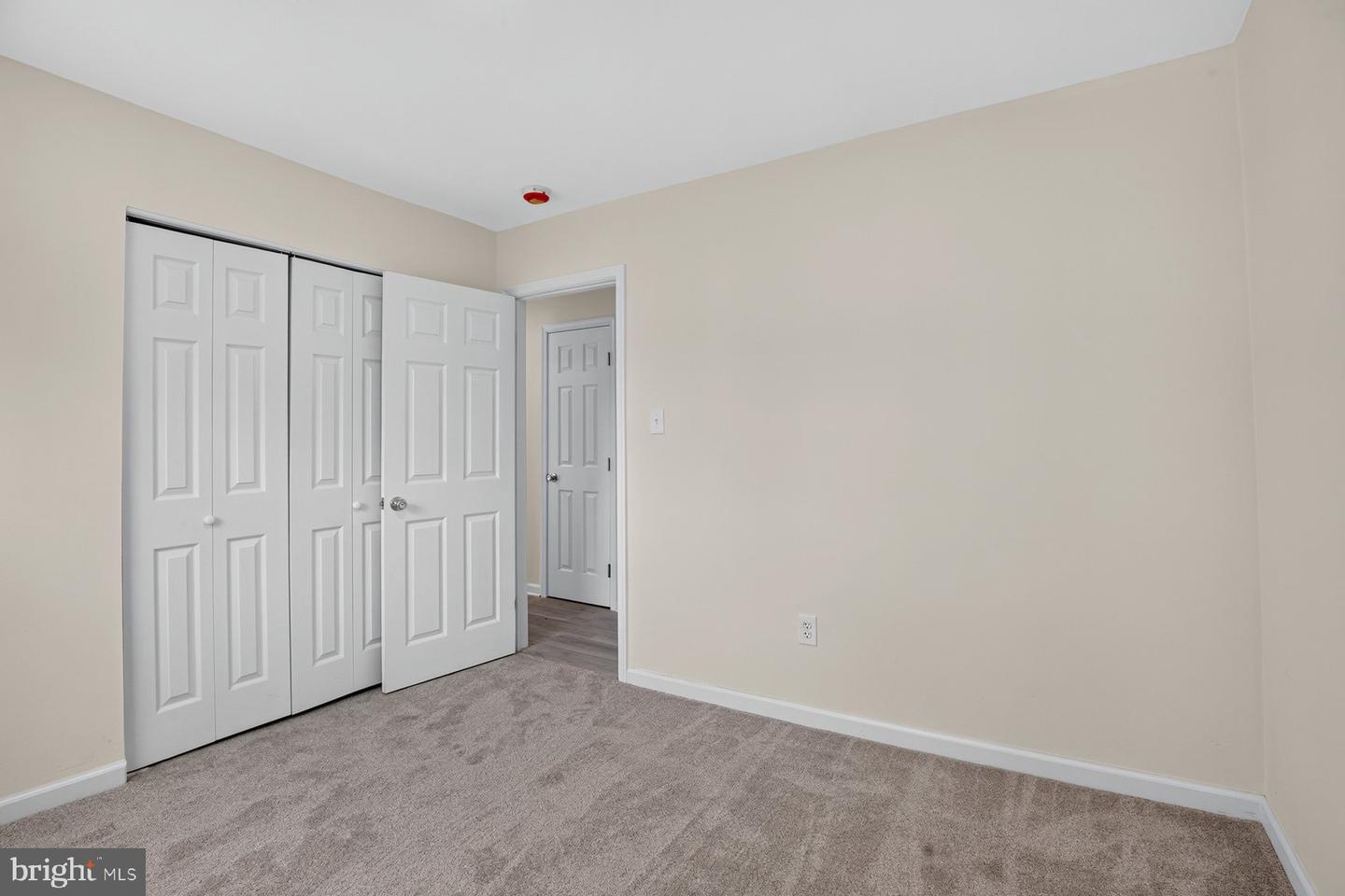 6204 Auth Rd Property Photo 24