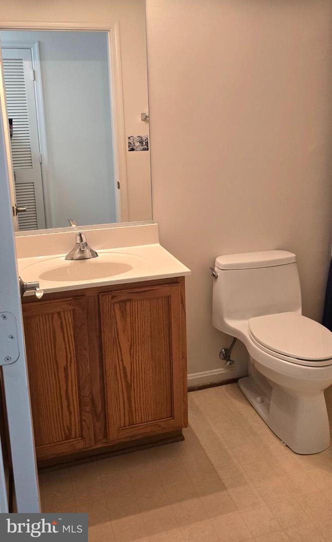 3708 Excalibur Ct #302 Property Photo 7