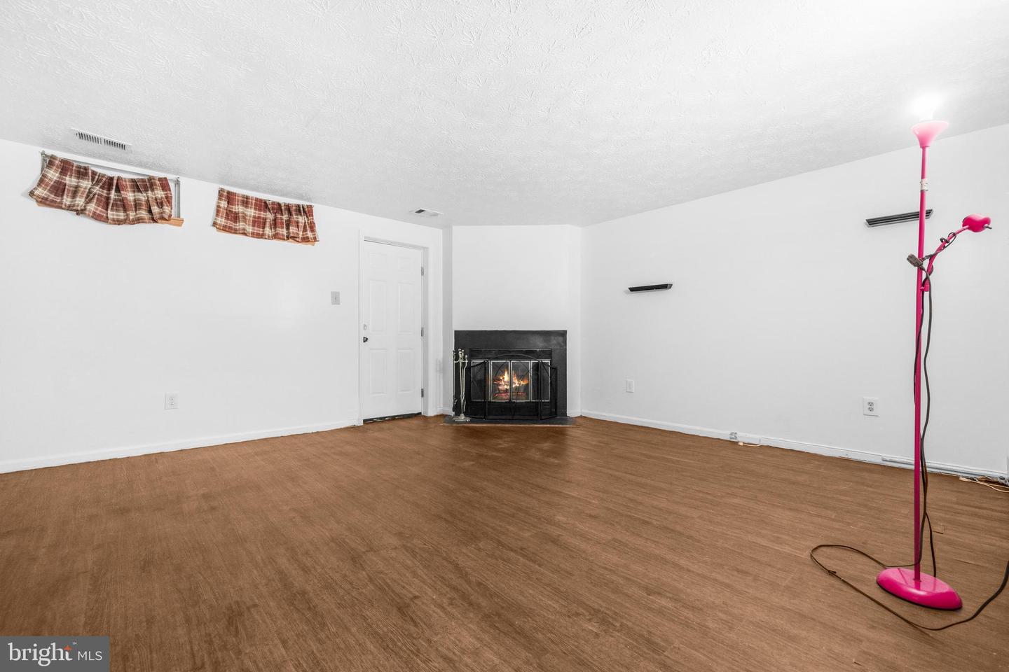 2801 Nestor Ct Property Photo 22