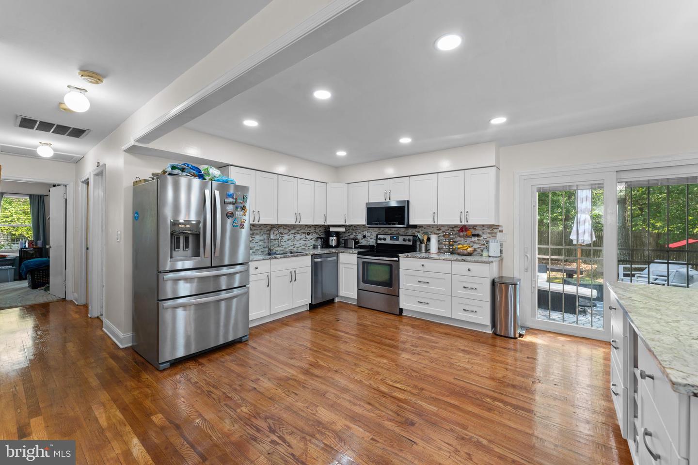 903 Cascade Dr Property Photo 7
